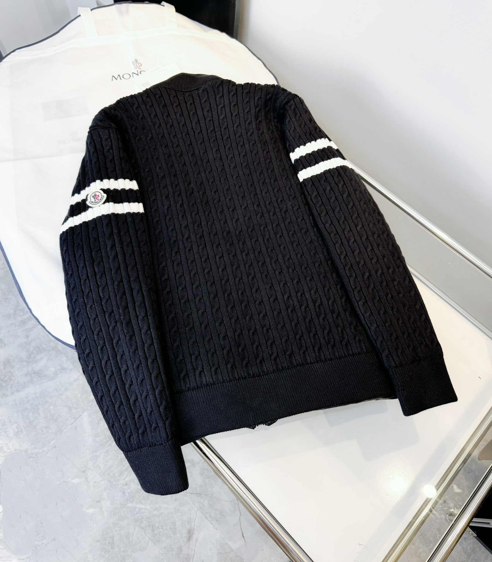 モンクレール シーズン別 ロングダウンコート