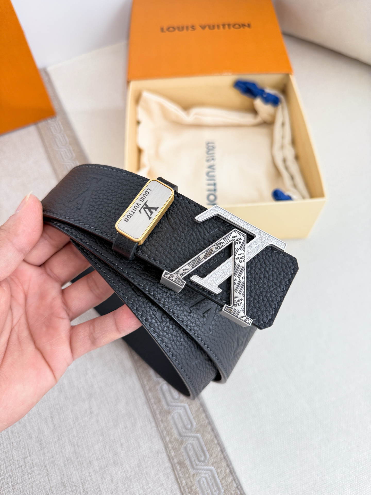 Louis Vuitton ルイヴィトンの新作ベルト