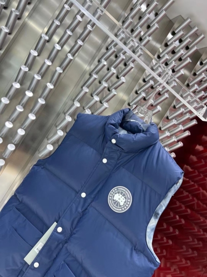 カナダグラス冬のダウンジャケットベスト