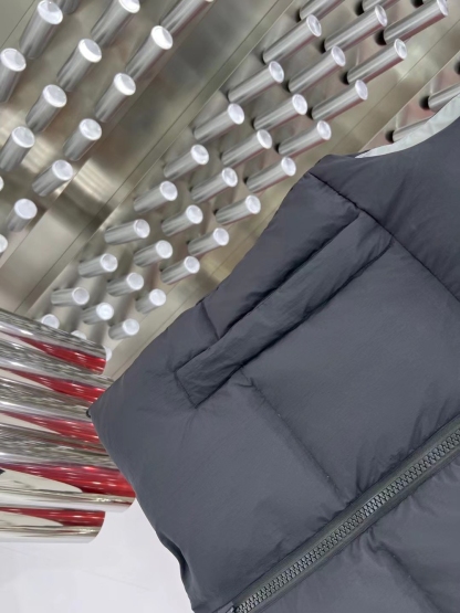 カナダグラス冬のダウンジャケットベスト