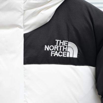 ザ・ノースフェイス 厳冬のしつらえにダウンジャケットシリーズ