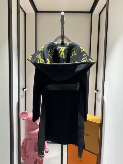 [ Louis Vuitton ] ルイ・ヴィトン  リバーシブルコートウールレディーストップス