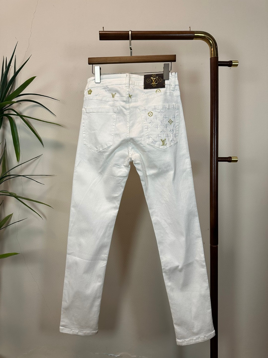 [ Louis Vuitton ] ルイ・ヴィトン スタイリッシュなジーンズ