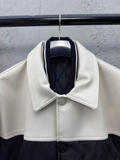 [ Louis Vuitton ] ルイ・ヴィトン  カラーコート