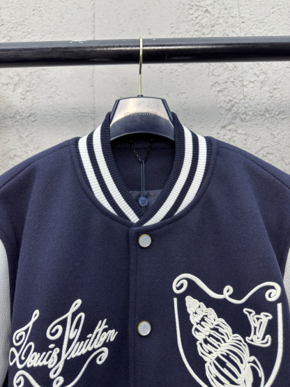 [ Louis Vuitton ] ルイ・ヴィトン  サザエ刺繍ウールの野球ウエア