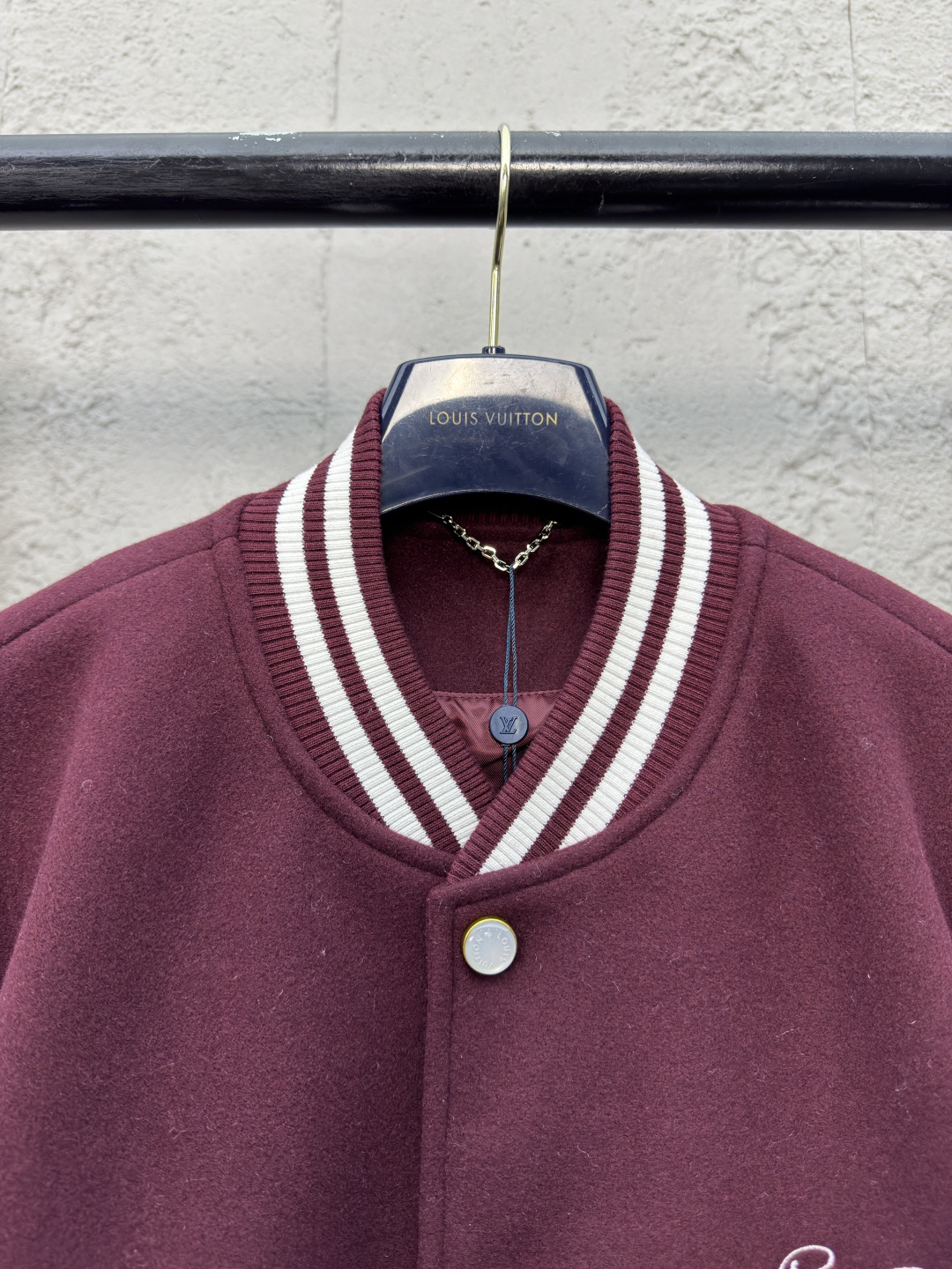 [ Louis Vuitton ] ルイ・ヴィトン  胸に刺繍を施したレザーの野球ウエア