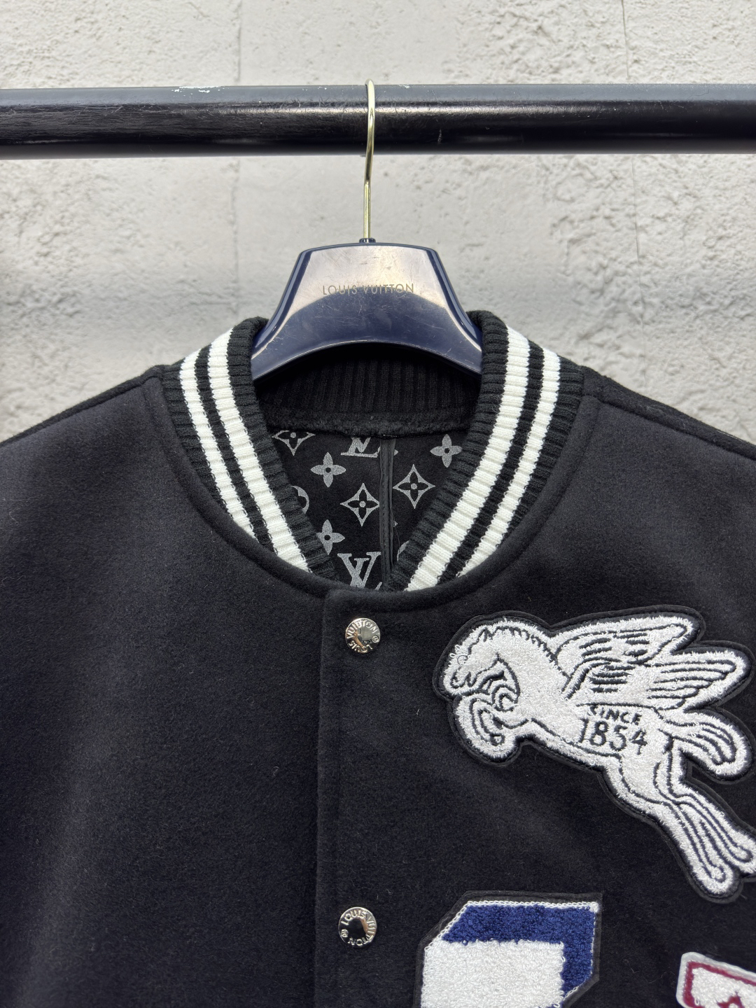 [ Louis Vuitton ] ルイ・ヴィトン  刺繍ペガサス野球服