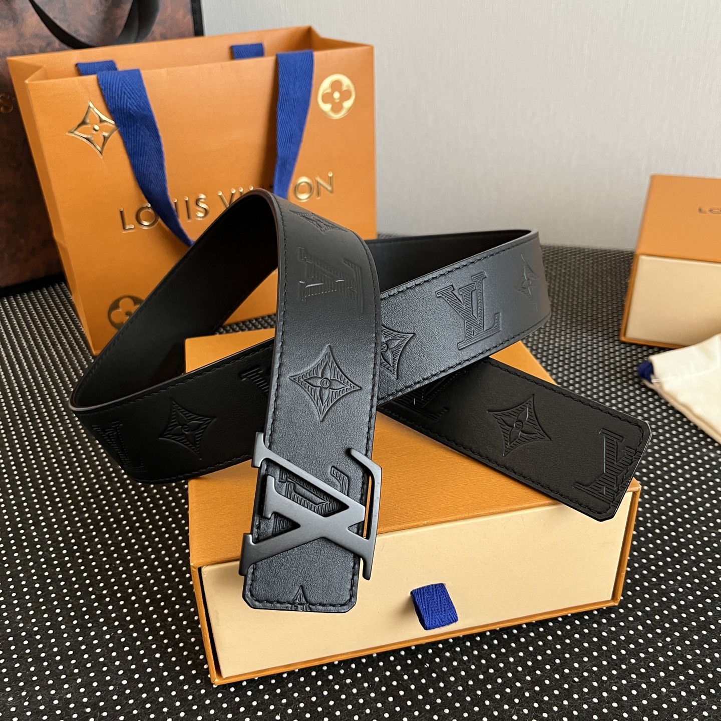 Louis Vuitton ルイヴィトンの新作ベルト