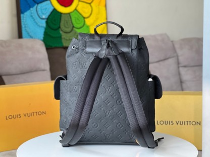 Louis Vuitton ルイ・ヴィトン おしゃれなメンズリュックサック