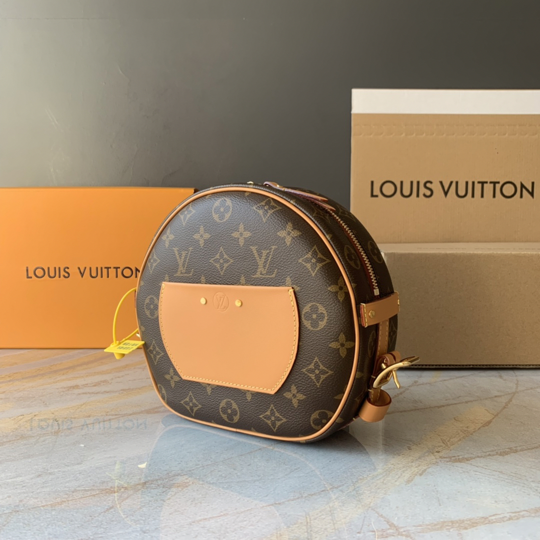 Louis Vuitton  ルイ・ヴィトン シーズナル ワンショルダーバッグ 