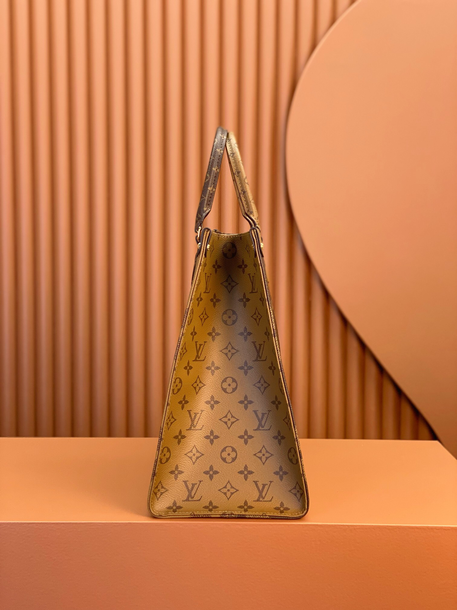 Louis Vuitton  ルイ・ヴィトン シーズナル ワンショルダーバッグ 