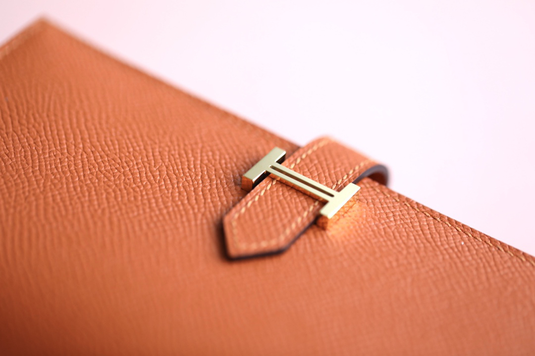 エルメス「Hermès」 レザーポケットウォレット