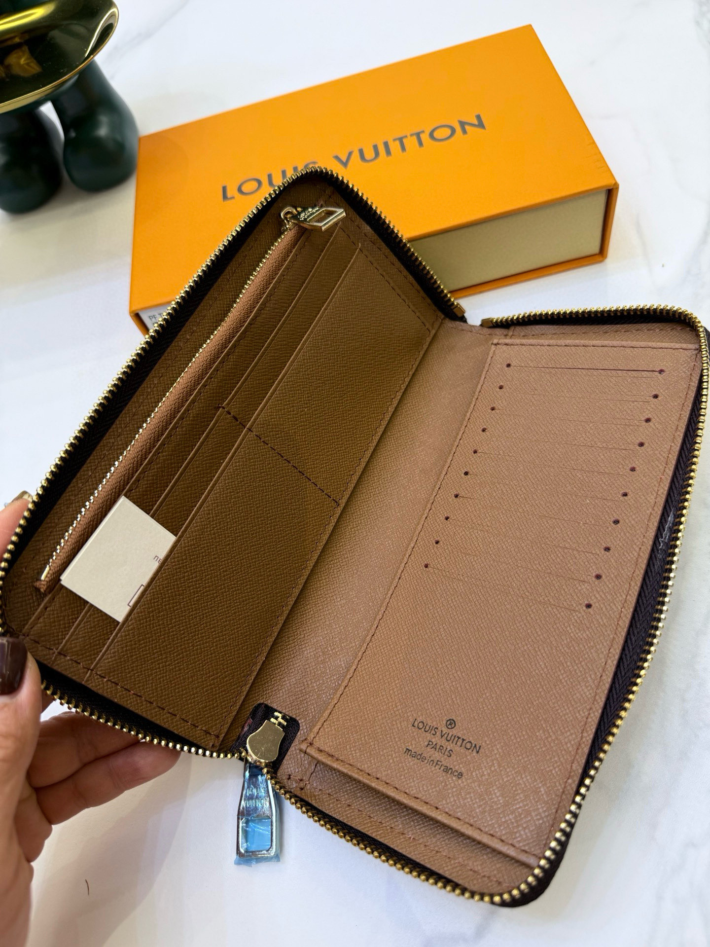 ルイ・ヴィトン「Louis Vuitton」レザーポケットウォレット