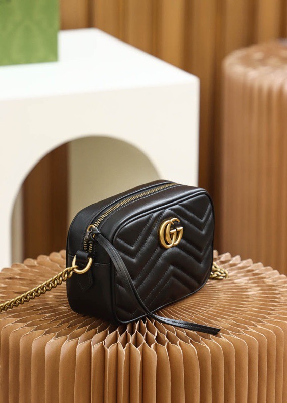 グッチ「Gucci」 レディース おしゃれ ショルダーバッグ