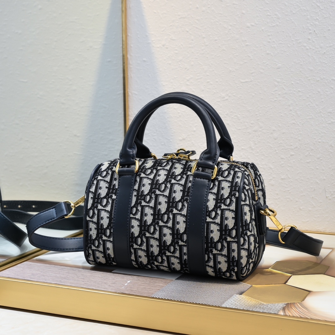 ディオール「Dior」 レディース おしゃれ ショルダーバッグ