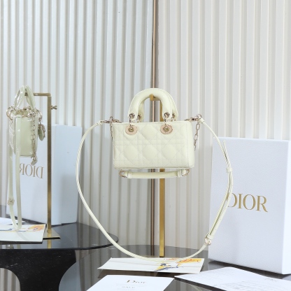 ディオール「Dior」 レディース おしゃれ ショルダーバッグ