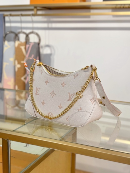 Louis Vuitton  ルイ・ヴィトン シーズナル ワンショルダーバッグ 