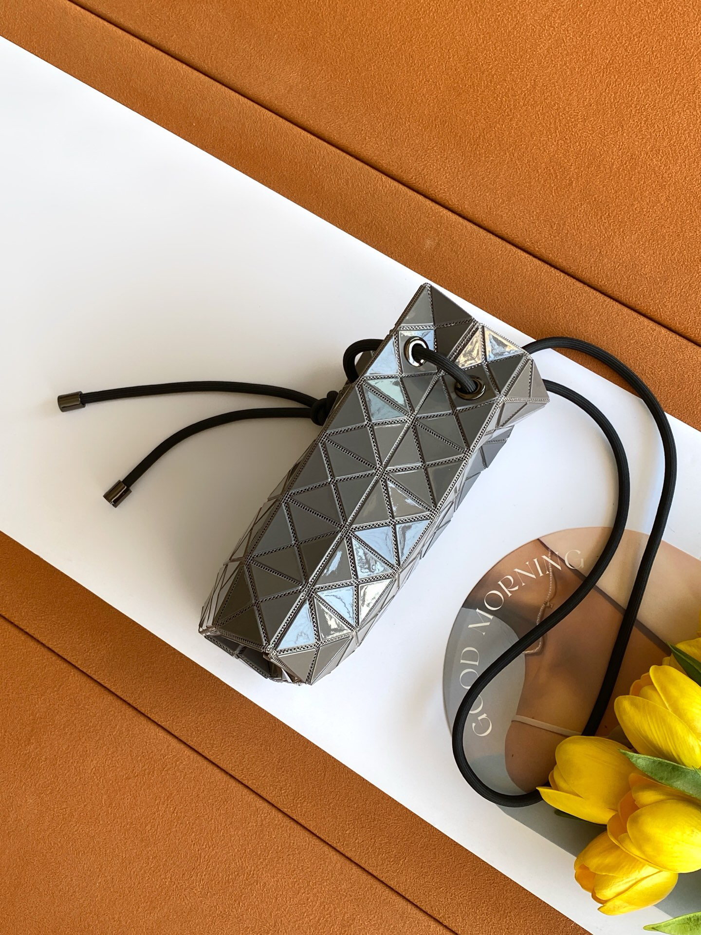 イッセイミヤケ「Issey Miyake」LUCENTシリーズ トートバッグ