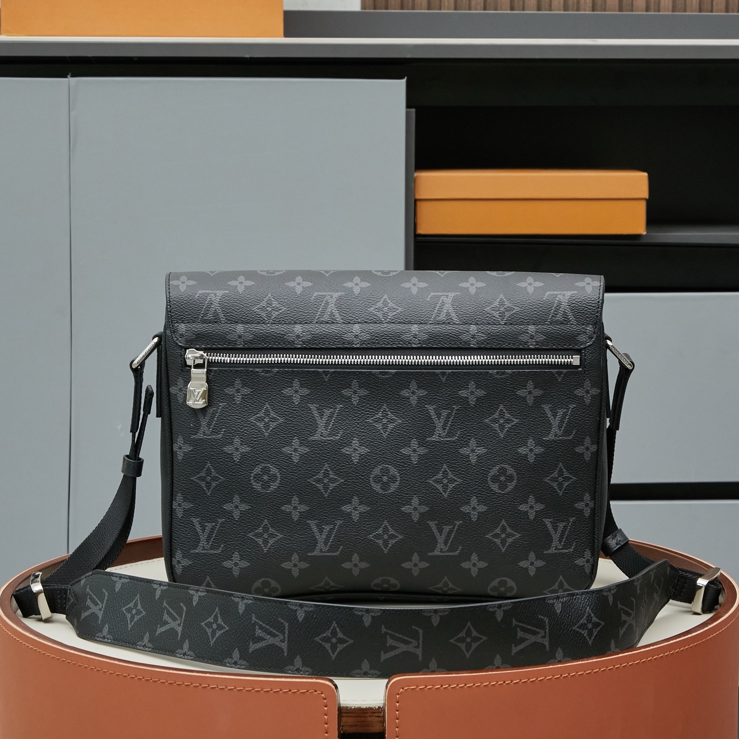 Louis Vuitton  ルイ・ヴィトン シーズナル ワンショルダーバッグ