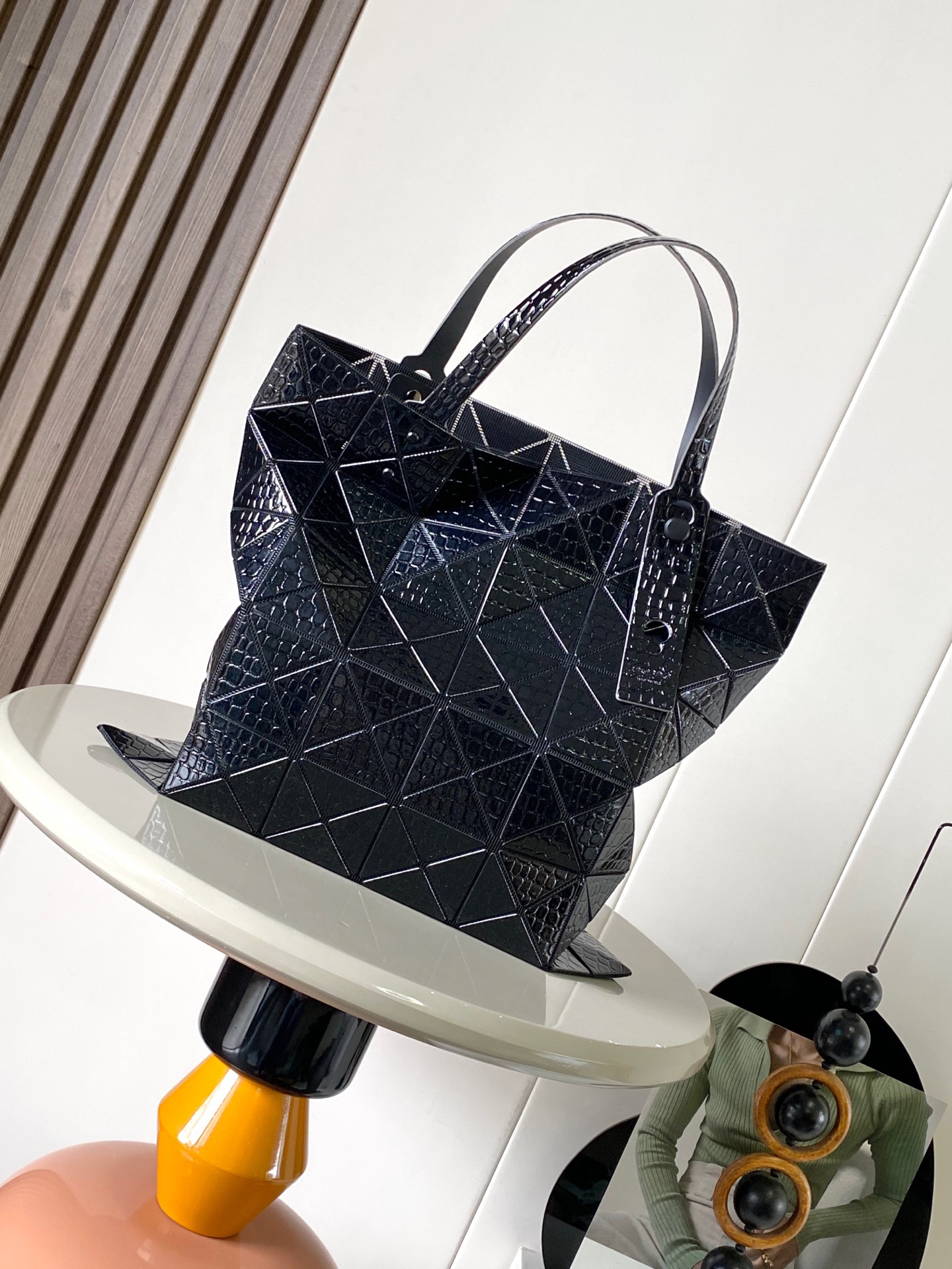 イッセイミヤケ「Issey Miyake」LUCENTシリーズ トートバッグ