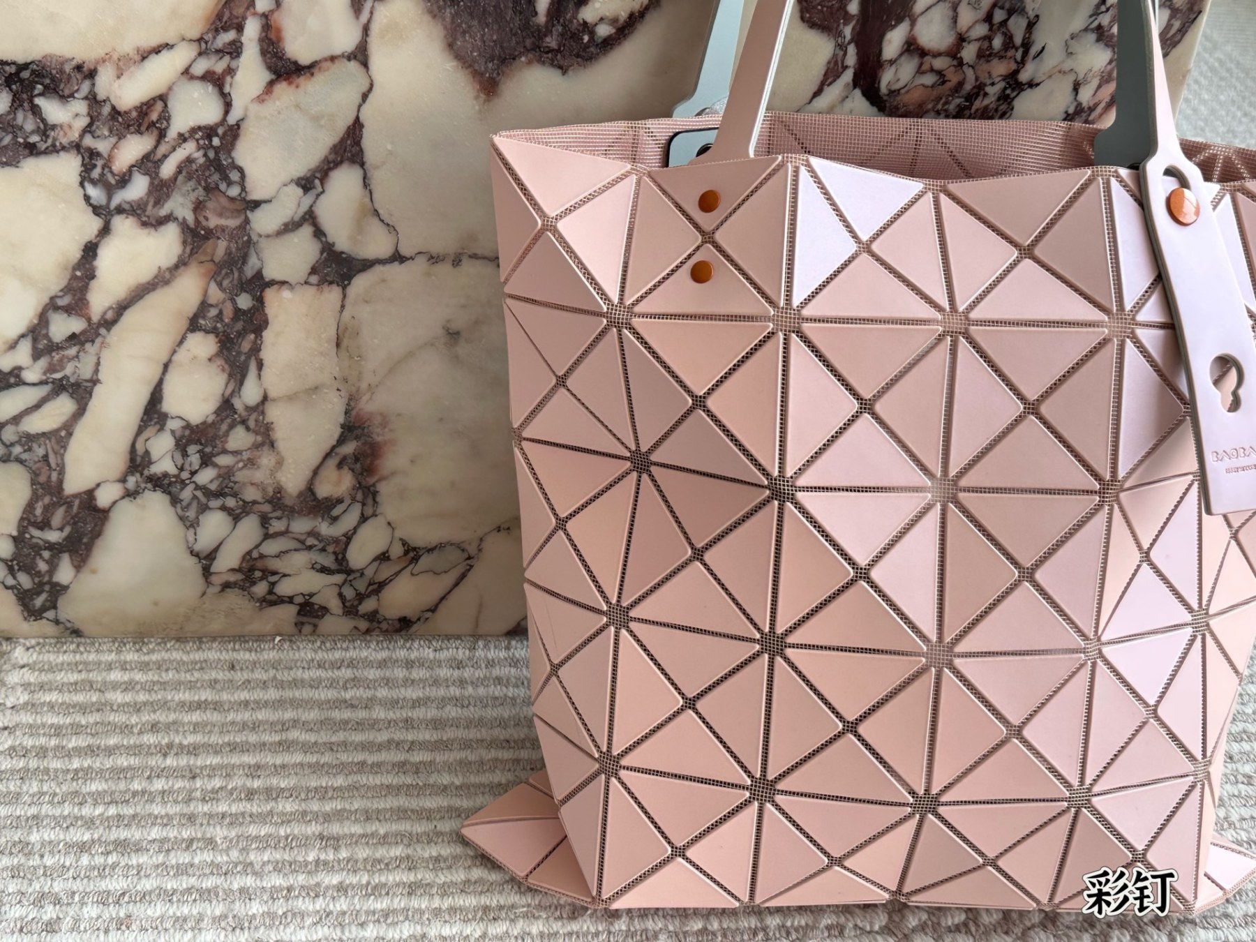 イッセイミヤケ「Issey Miyake」LUCENTシリーズ トートバッグ