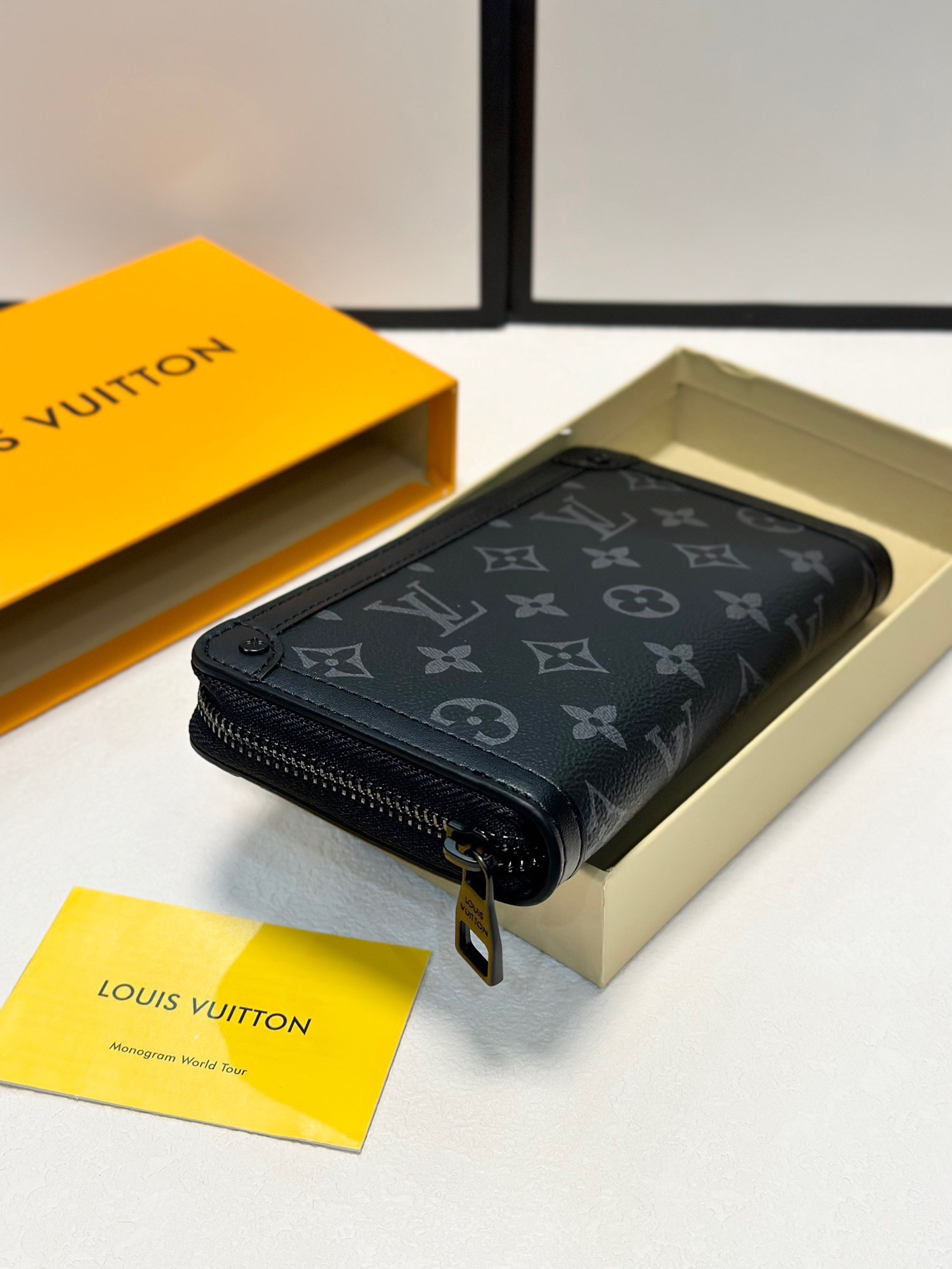 ルイ・ヴィトン「Louis Vuitton」レザーポケットウォレット