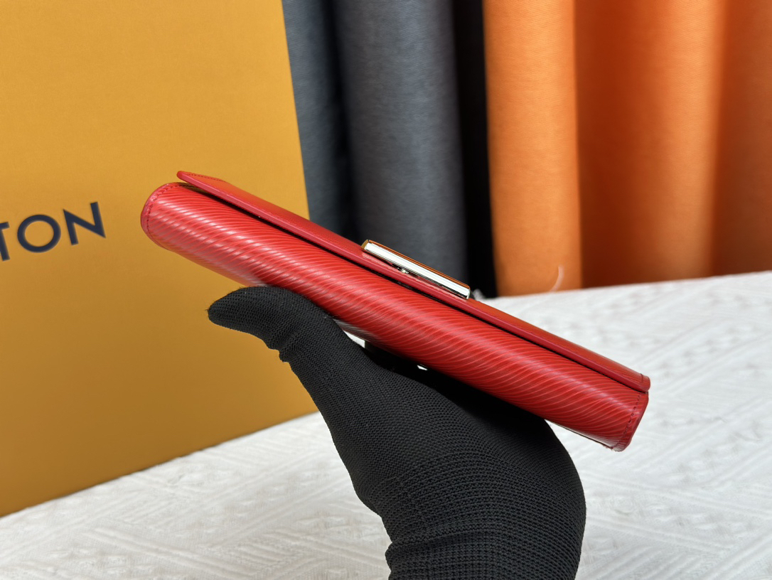 ルイ・ヴィトン「Louis Vuitton」レザーポケットウォレット