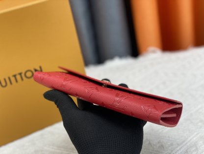 ルイ・ヴィトン「Louis Vuitton」レザーポケットウォレット レディース おしゃれ ショルダーバッグ