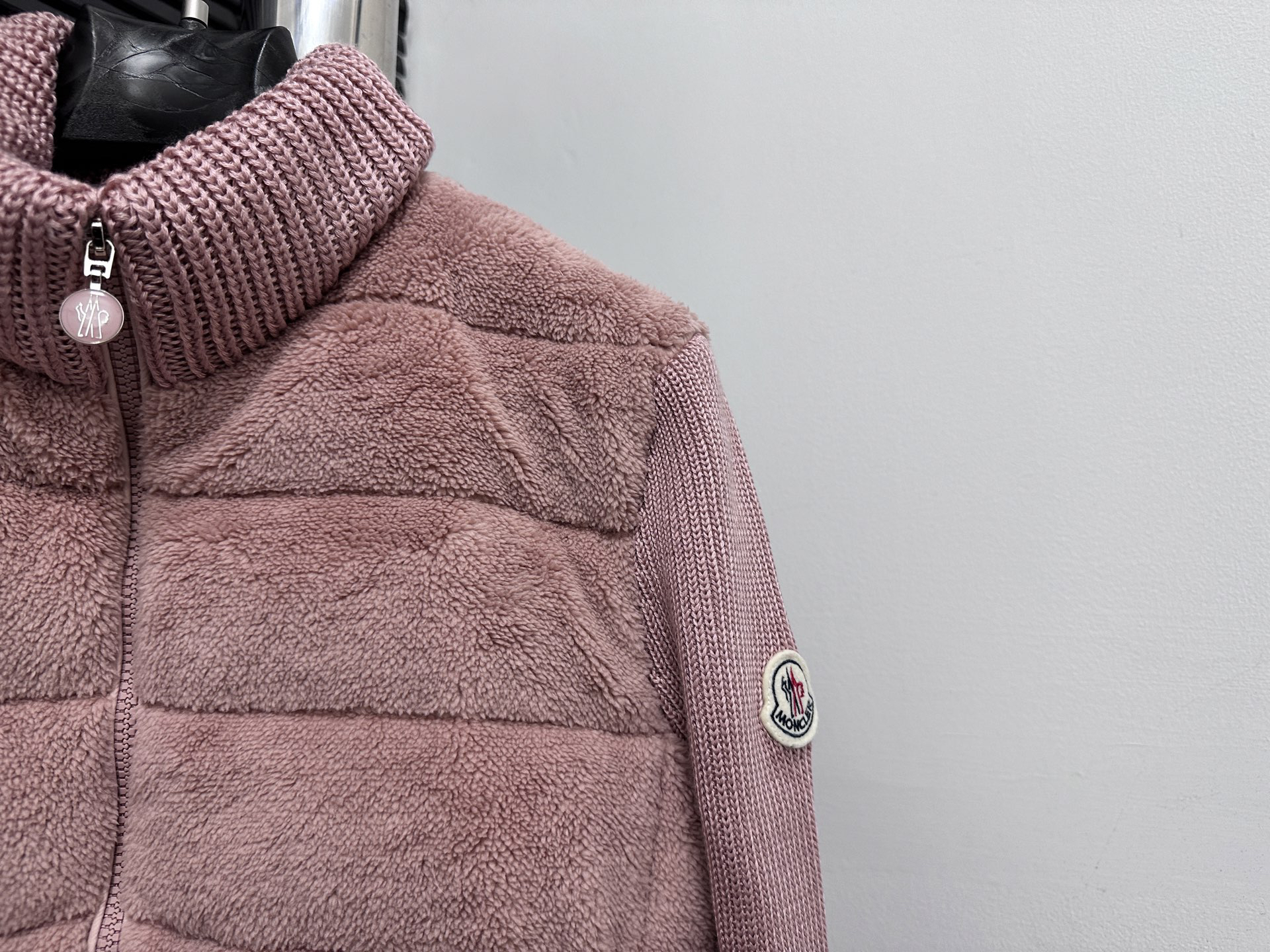 モンクレール シーズン別 ロングダウンコート