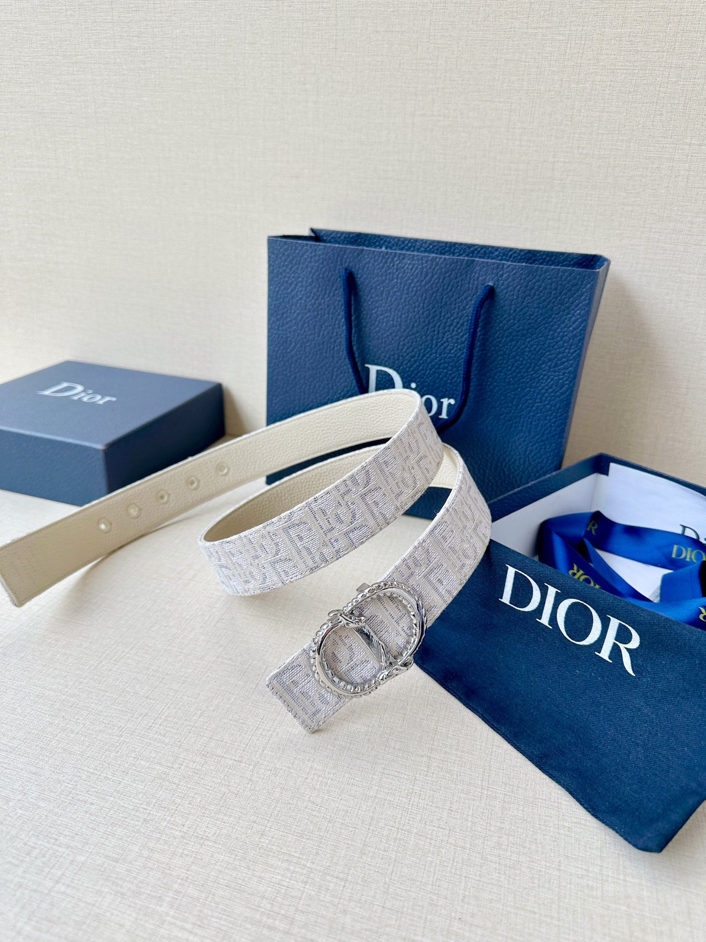 ディオール「Dior」女性用ベルト