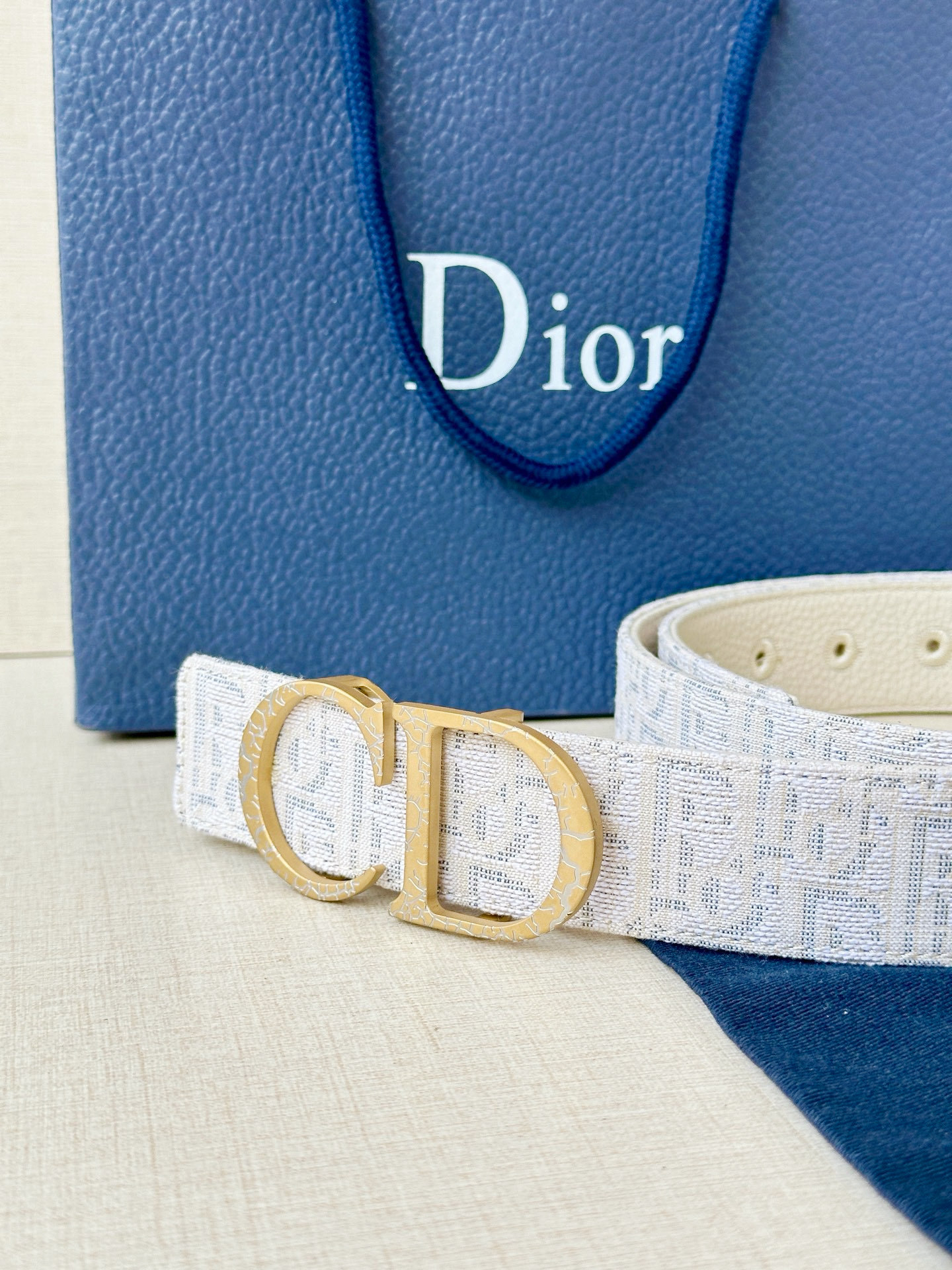 ディオール「Dior」女性用ベルト