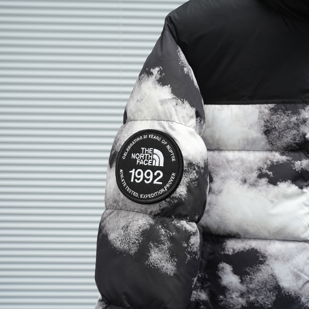 ザ・ノースフェイス 厳冬のしつらえにダウンジャケットシリーズ