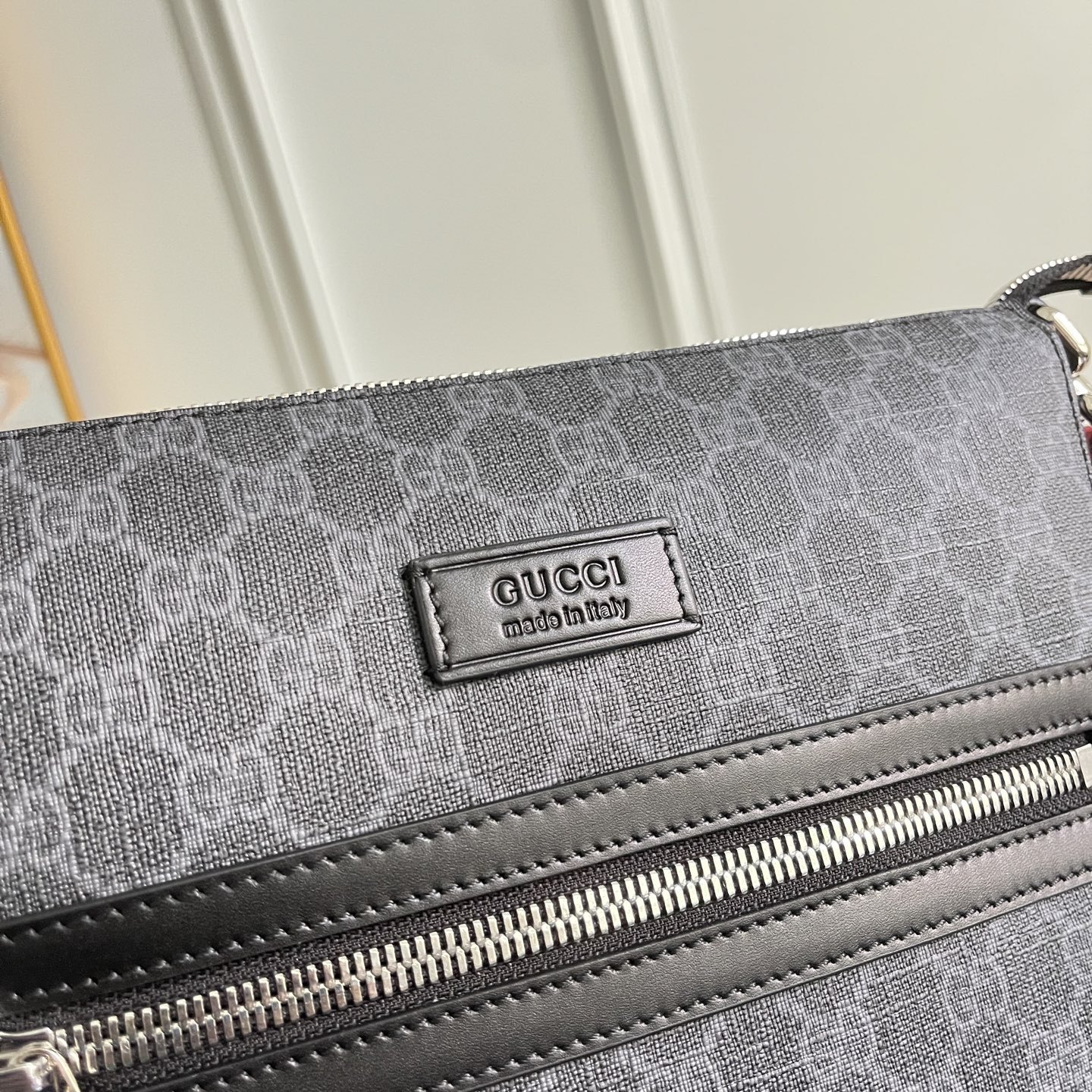 【特価商品】グッチ「Gucci」メンズショルダーバッグ