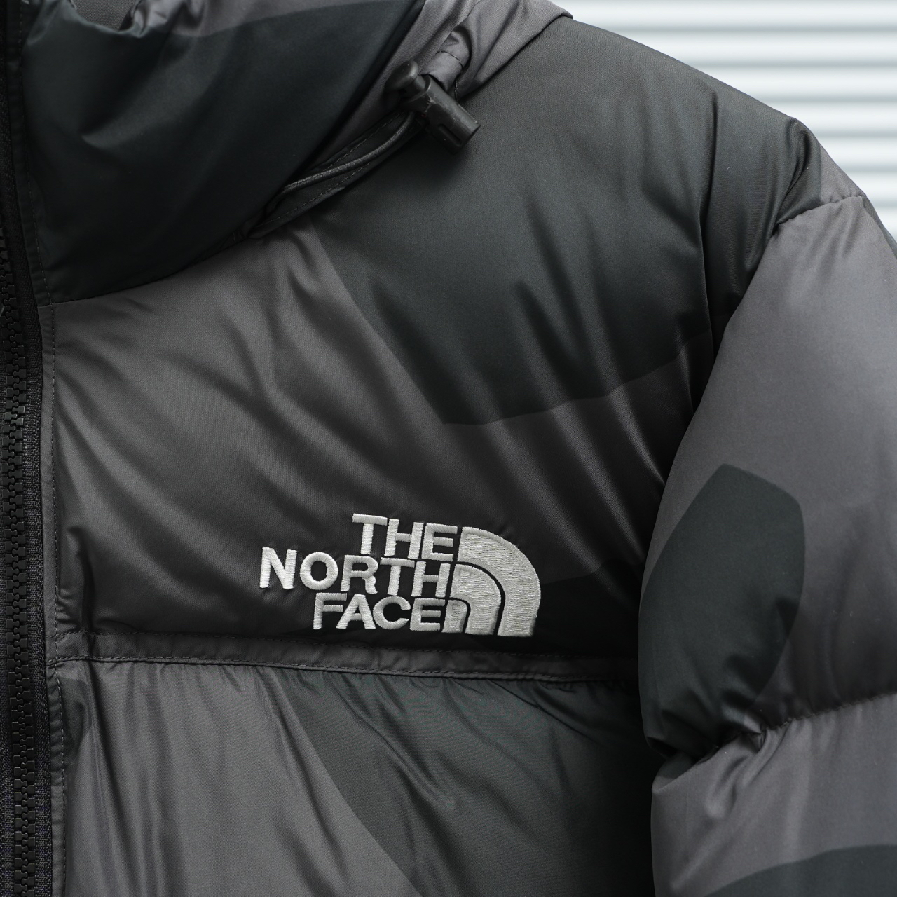 ザ・ノースフェイス 厳冬のしつらえにダウンジャケットシリーズ