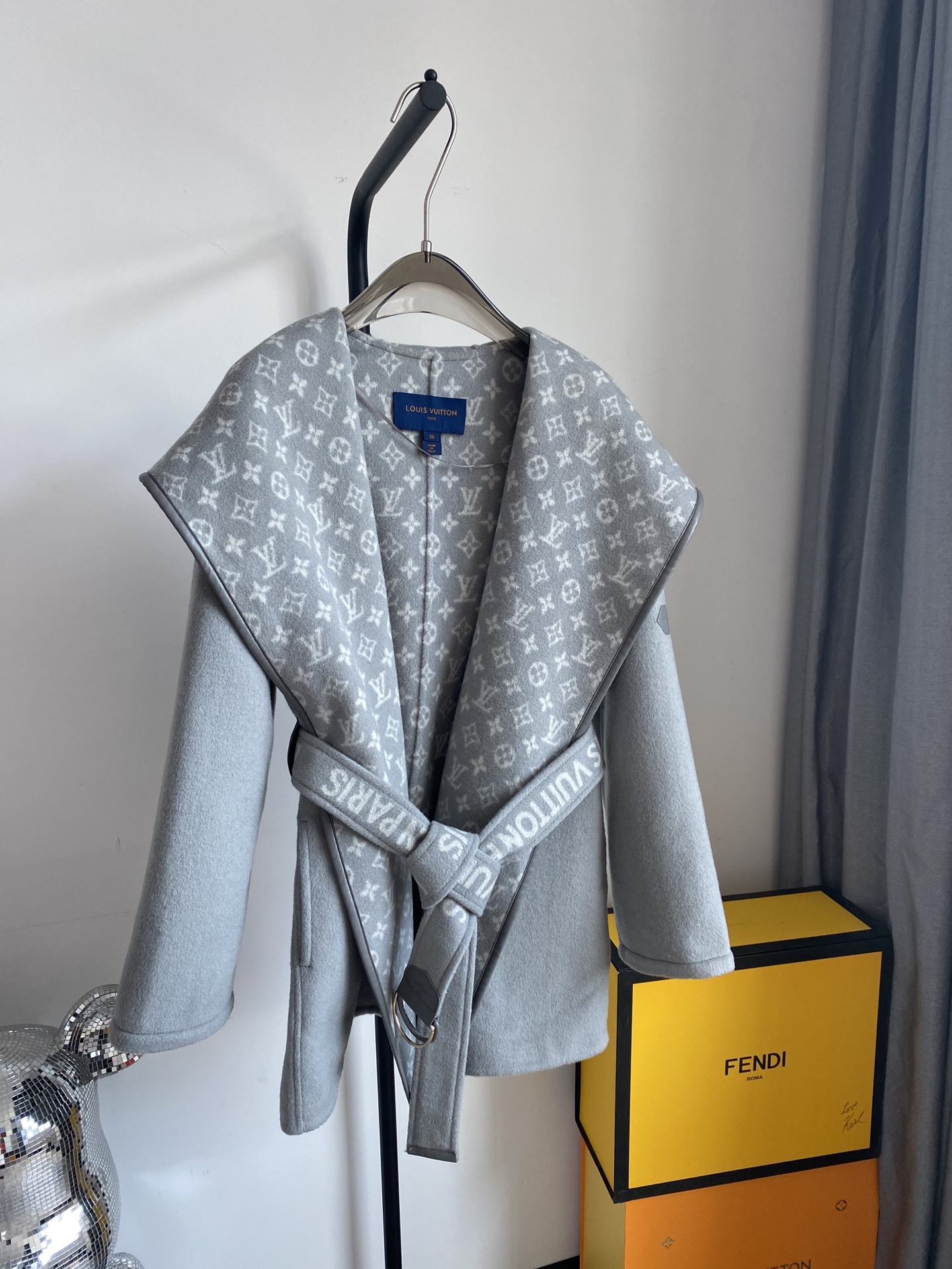 [ Louis Vuitton ] ルイ・ヴィトン  リバーシブルコートウールレディーストップス