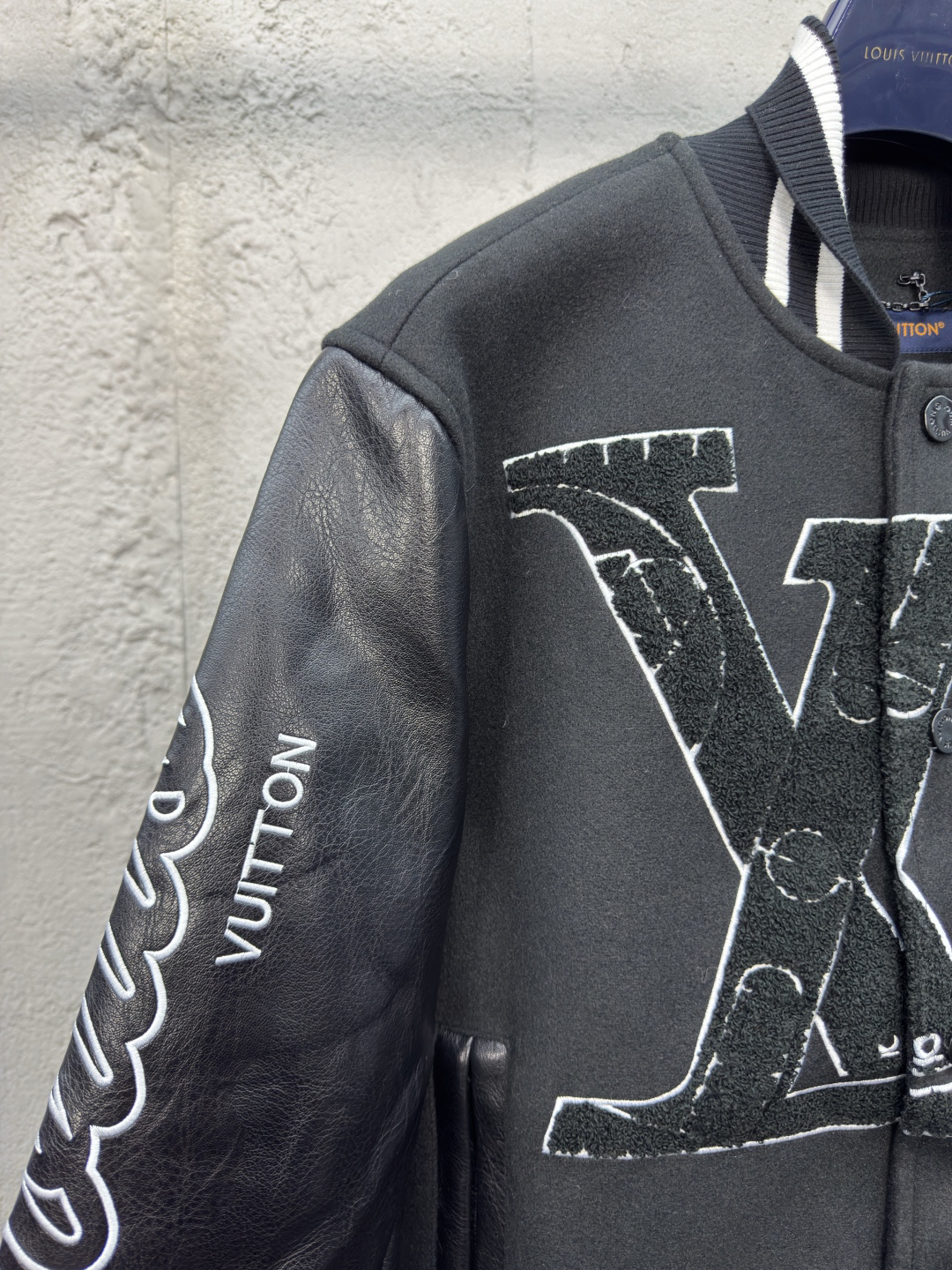 [ Louis Vuitton ] ルイ・ヴィトン  X NBA連名タオル刺繍野球ウエア