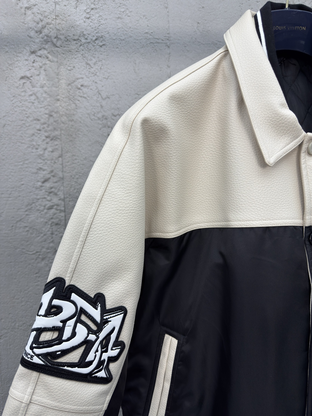 [ Louis Vuitton ] ルイ・ヴィトン  カラーコート