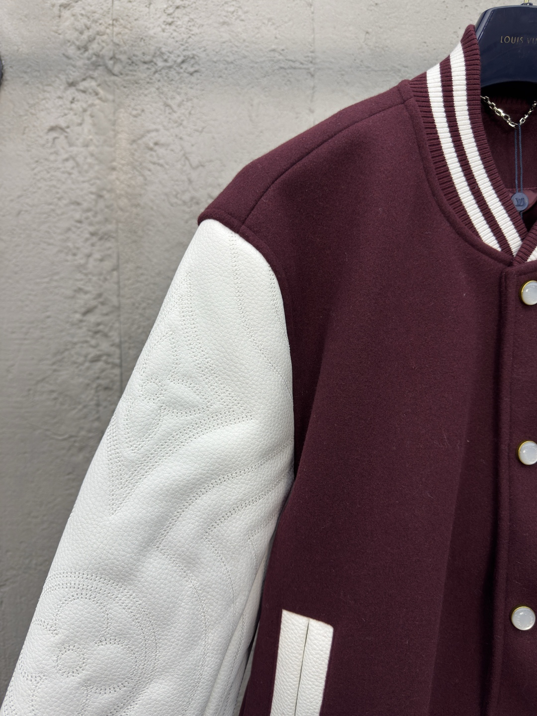 [ Louis Vuitton ] ルイ・ヴィトン  胸に刺繍を施したレザーの野球ウエア