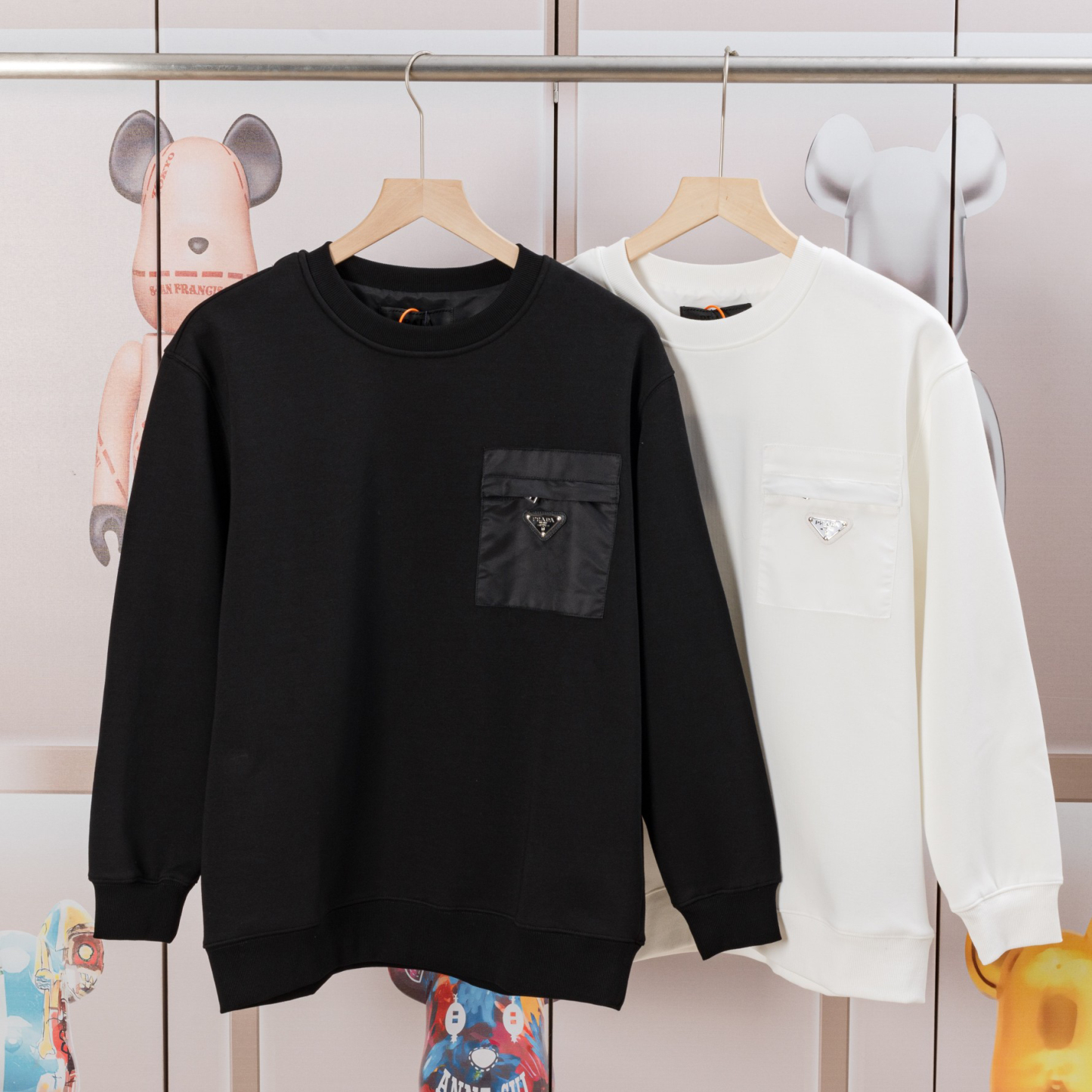 [ Prada ] プラダ  冬用パーカー