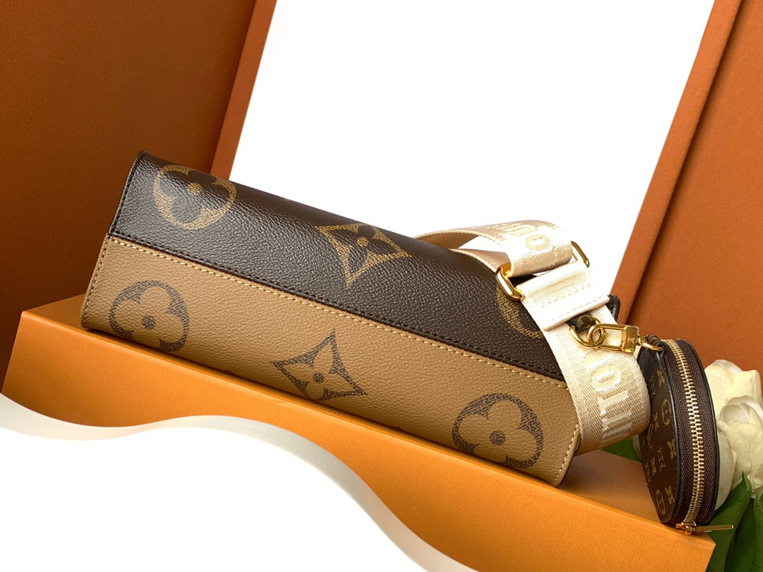 Louis Vuitton  ルイ・ヴィトン シーズナル ワンショルダーバッグ 