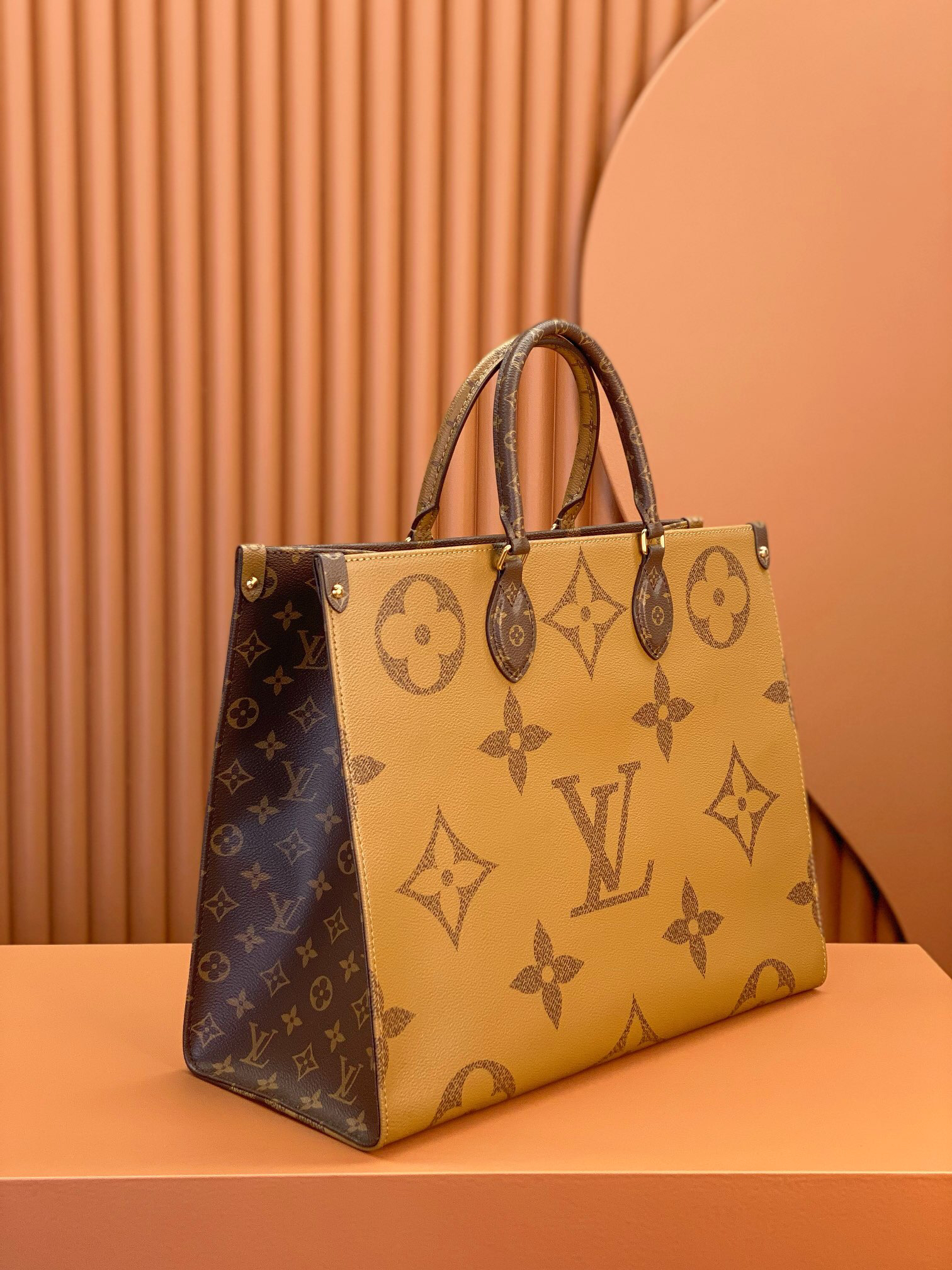 Louis Vuitton  ルイ・ヴィトン シーズナル ワンショルダーバッグ 