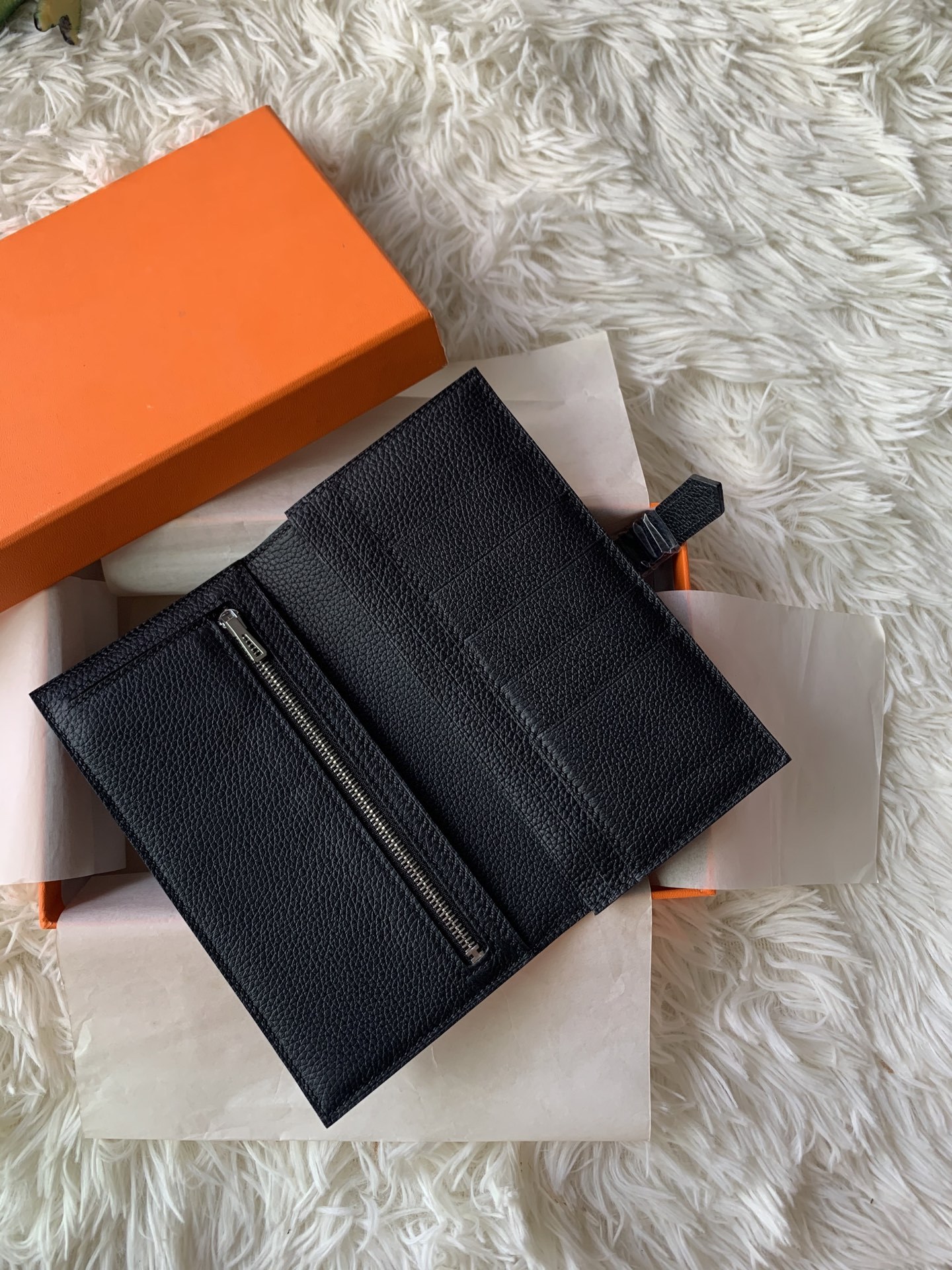 エルメス「Hermès」 レザーポケットウォレット