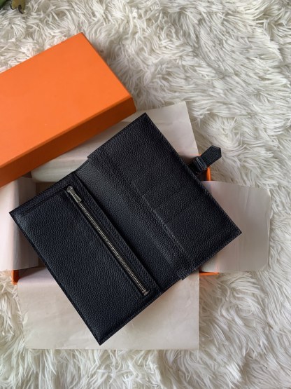 エルメス「Hermès」 レザーポケットウォレット