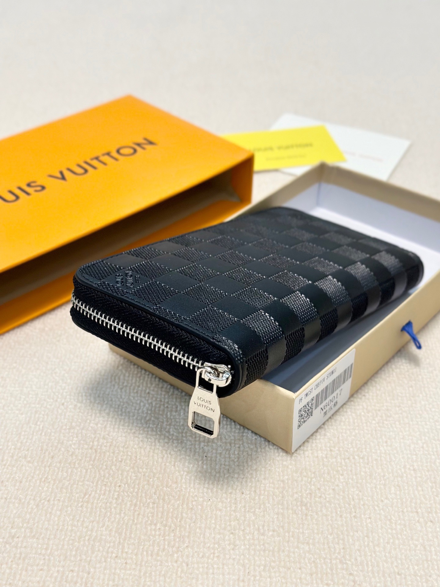 ルイ・ヴィトン「Louis Vuitton」レザーポケットウォレット