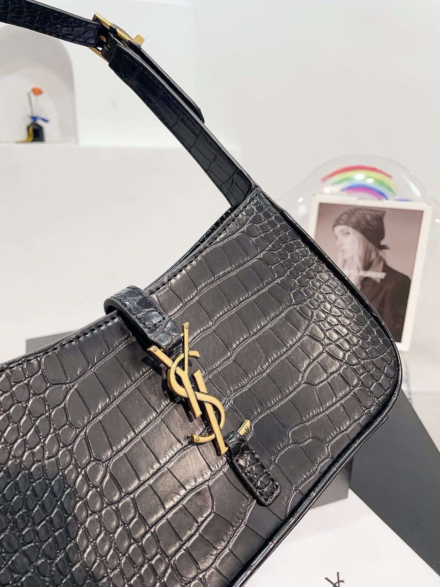 サンローラン「Saint Laurent」 レディース おしゃれ ショルダーバッグ