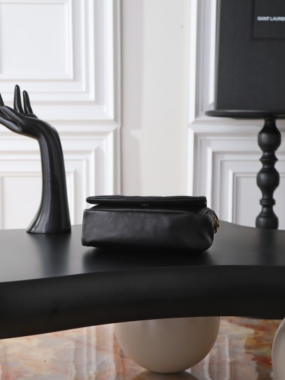 サンローラン「Saint Laurent」 レディース おしゃれ ショルダーバッグ