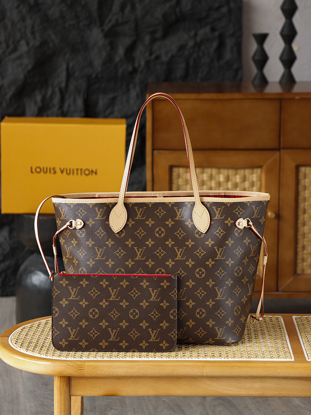 Louis Vuitton  ルイ・ヴィトン シーズナル ワンショルダーバッグ 