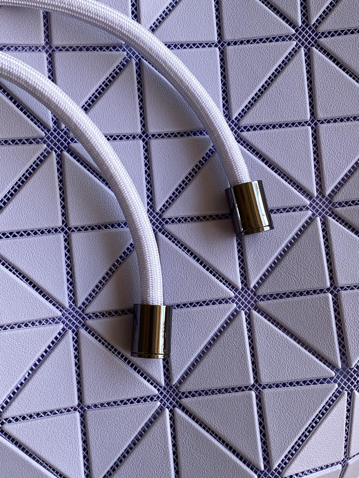 イッセイミヤケ「Issey Miyake」LUCENTシリーズ トートバッグ 