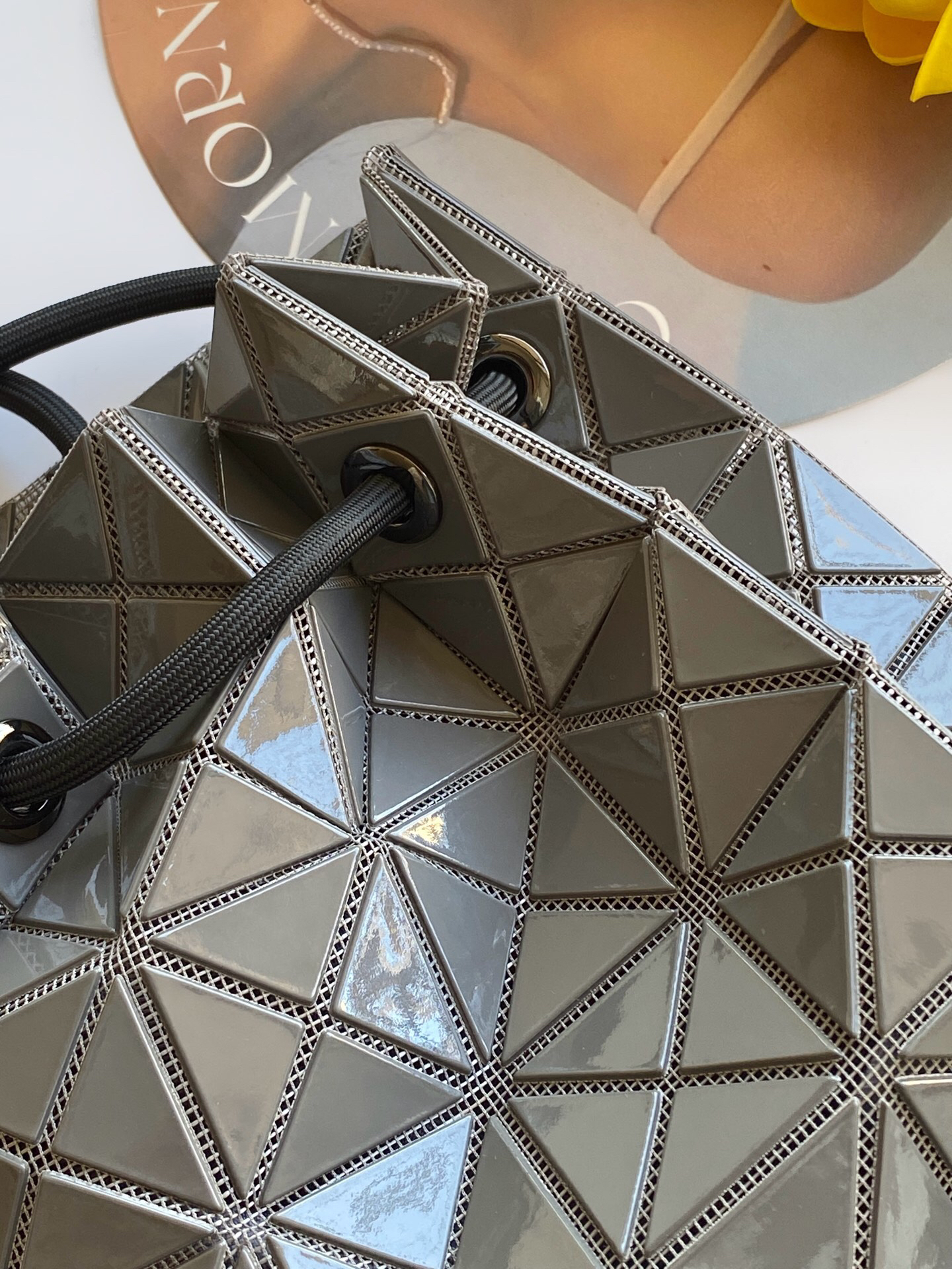 イッセイミヤケ「Issey Miyake」LUCENTシリーズ トートバッグ