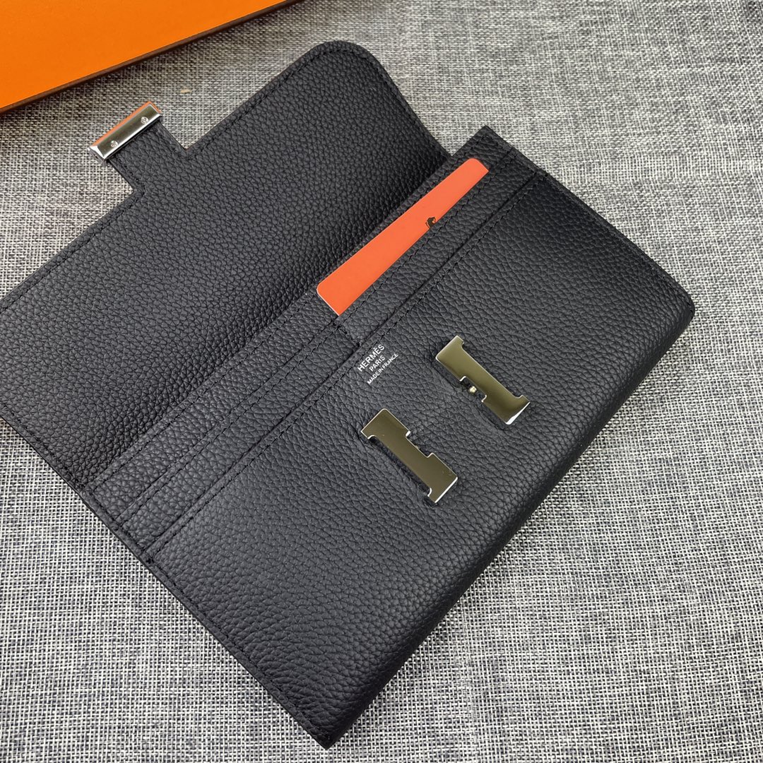 エルメス「Hermès」 レザーポケットウォレット